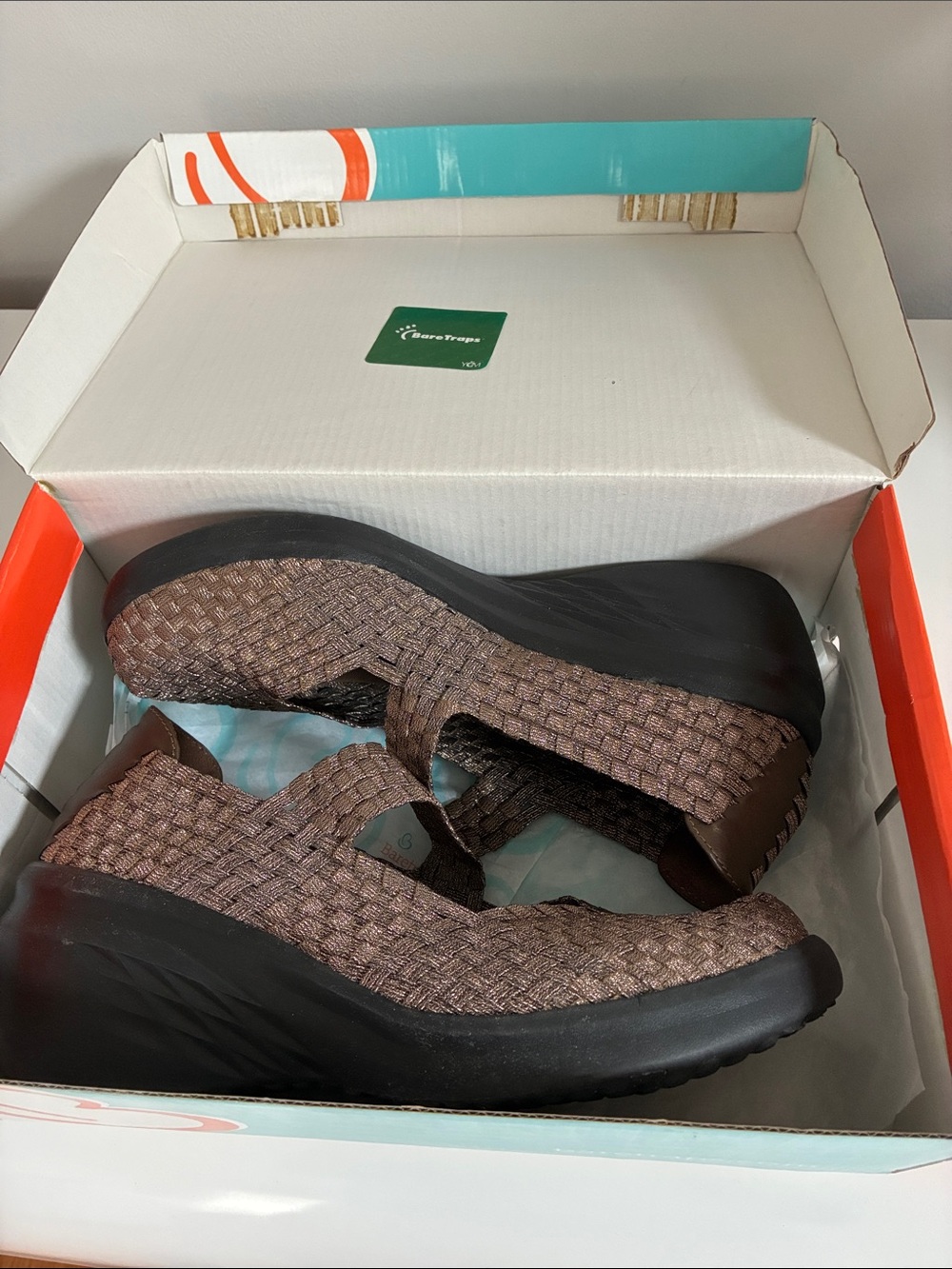 BareTraps Kassie Bronze Woven Mary Jane Style Slip-Ons - Size 9 - Excellent - Picture 4 of 6
